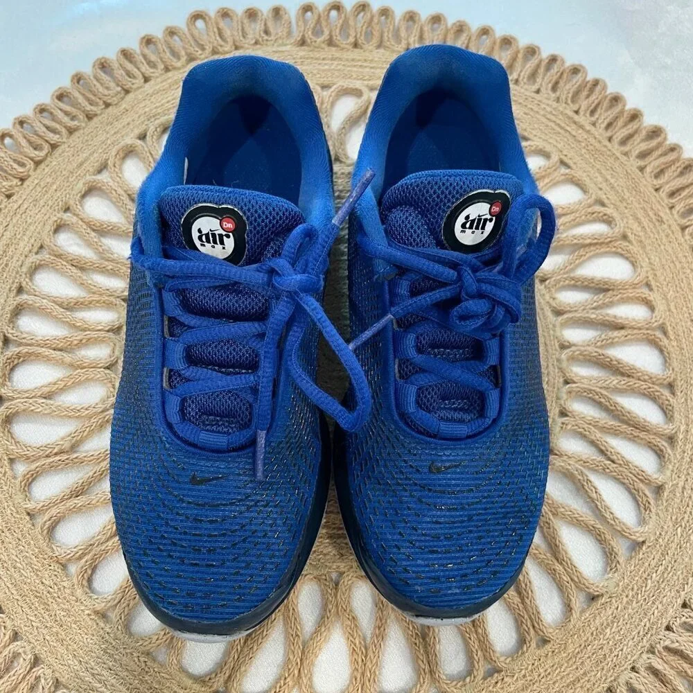 Nike Air Max DN Grade School Hyber Blue Sneakers FB8987-400 Size 1.5Y